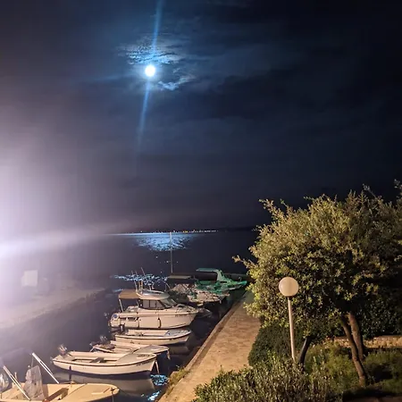 Sollei Apartamento Petrcane